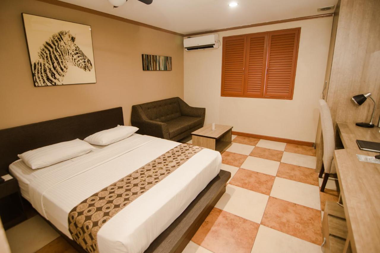 Dg Grami Hotel Paranaque City Kültér fotó