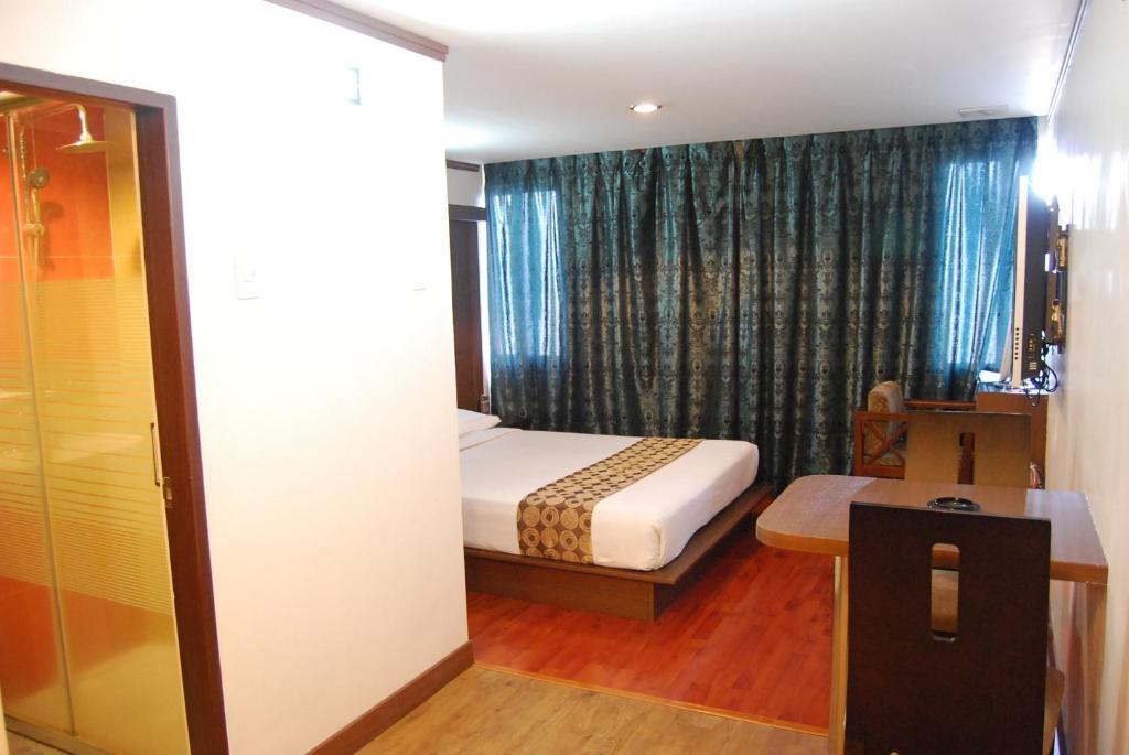 Dg Grami Hotel Paranaque City Szoba fotó