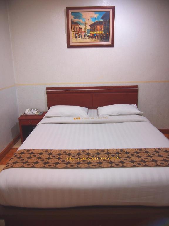Dg Grami Hotel Paranaque City Szoba fotó