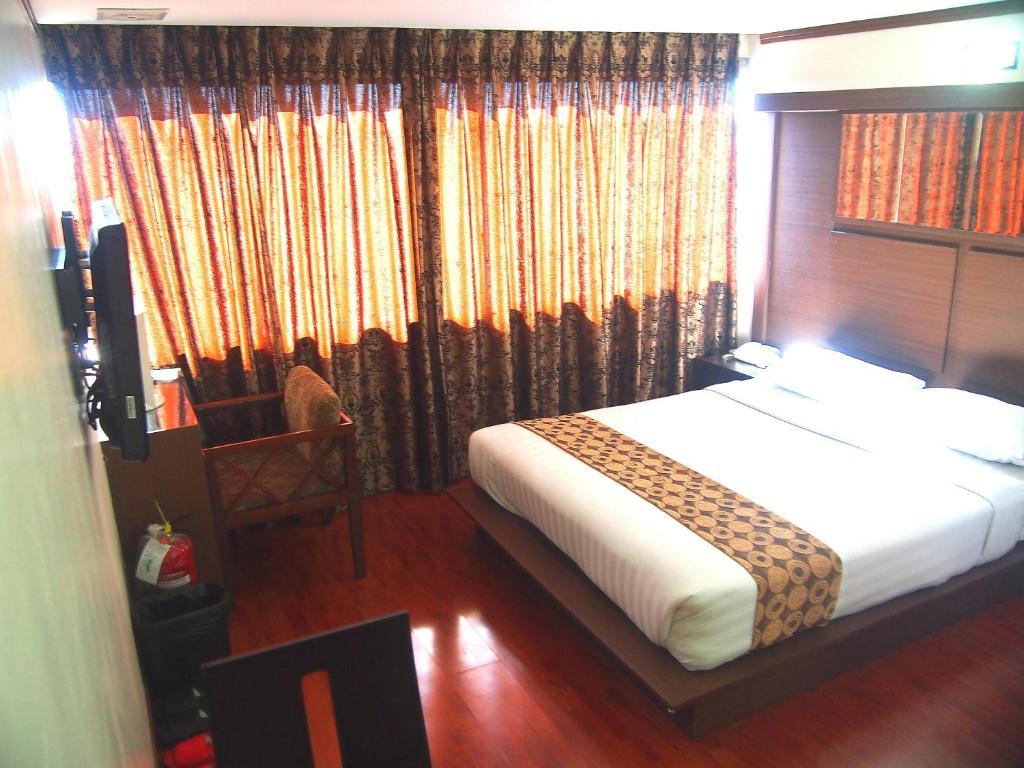 Dg Grami Hotel Paranaque City Szoba fotó